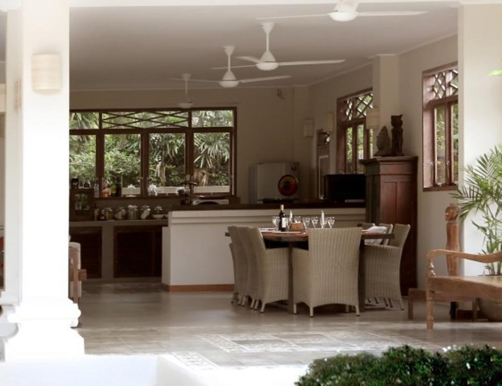 Villa Varuna Legian  Room photo