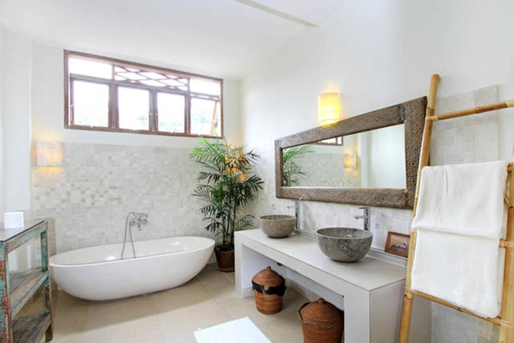 Villa Varuna Legian  Room photo
